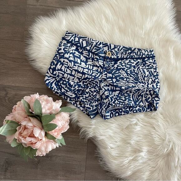 Lilly Pulitzer Adie Indigo Home Slice Printed Navy Shorts 2 - Picture 2 of 8